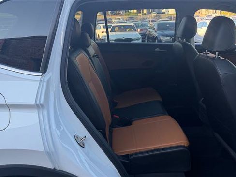 Used 2019 Volkswagen Tiguan SE AWD/4WD image 7