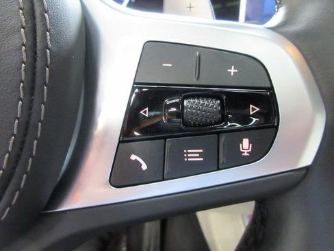 Used 2024 BMW X5 xDrive40i w/ M Sport Package AWD/4WD image 23