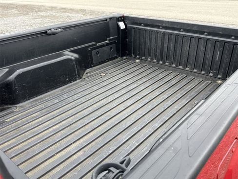 Used 2015 Toyota Tacoma 4x4 Access Cab image 14