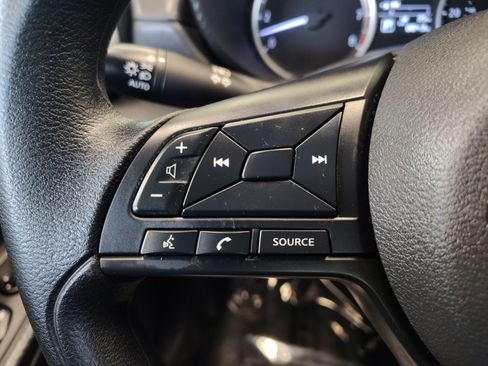 Used 2025 Nissan Versa S w/ Trunk Package FWD image 20