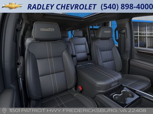 New 2026 Chevrolet Suburban High Country image 16