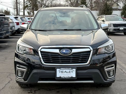 Used 2020 Subaru Forester Touring image 2