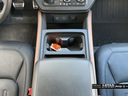 Used 2024 Land Rover Defender 110 X AWD/4WD image 16