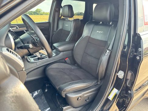 Used 2020 Jeep Grand Cherokee SRT w/ Trailer Tow Group IV AWD/4WD image 11