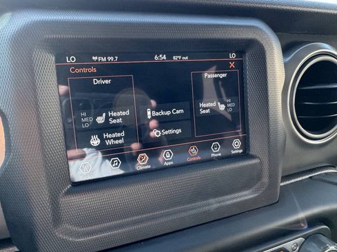 Used 2023 Jeep Wrangler Unlimited Sport AWD/4WD image 12