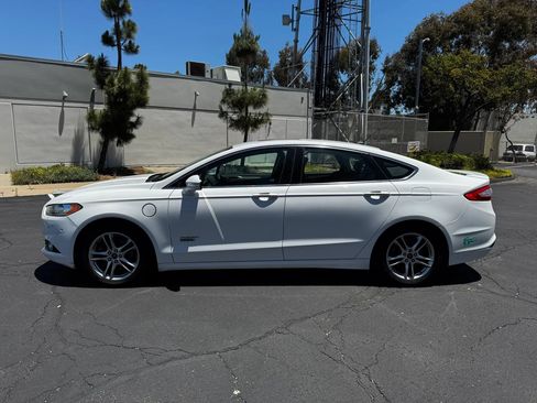 Used 2015 Ford Fusion Energi Titanium w/ Driver Assist Package FWD image 2