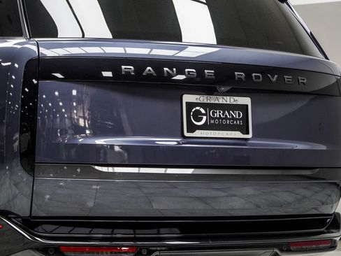 Used 2024 Land Rover Range Rover SE AWD/4WD image 14