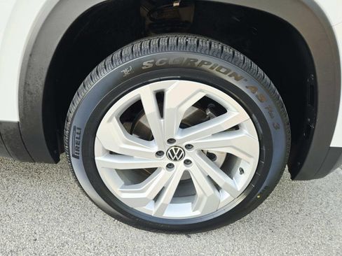 Used 2023 Volkswagen Atlas SE w/ Panoramic Sunroof Package AWD/4WD image 20