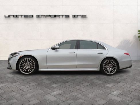 Used 2023 Mercedes-Benz S 580 4MATIC Sedan image 3