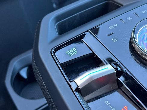 Used 2025 BMW iX xDrive50 image 26