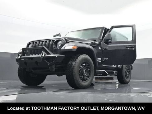Used 2021 Jeep Wrangler Sport AWD/4WD image 29
