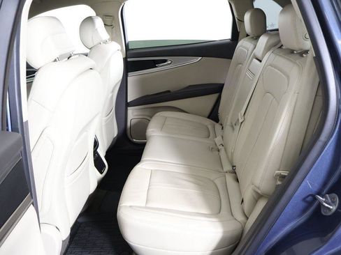 Used 2018 Lincoln MKX Reserve w/ Driver Assistance Package image 36