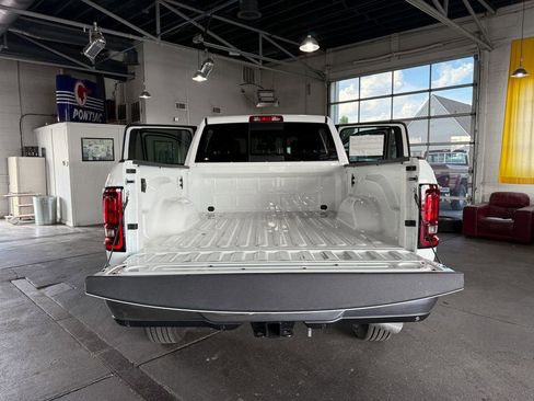 New 2025 RAM 2500 Tradesman AWD/4WD image 19
