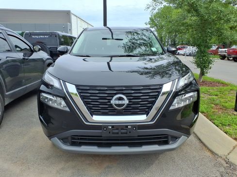 Used 2022 Nissan Rogue SV AWD/4WD image 6