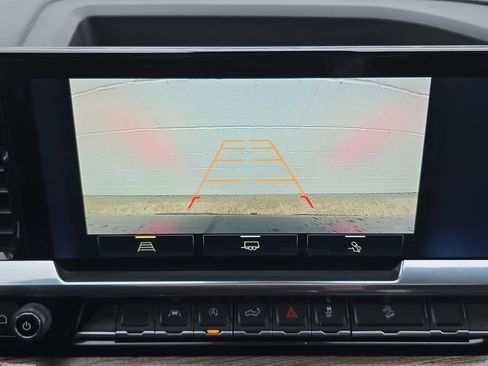 Used 2023 Chevrolet Silverado 1500 RST w/ Convenience Package II image 15