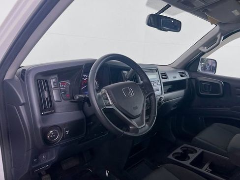Used 2014 Honda Ridgeline Sport image 9