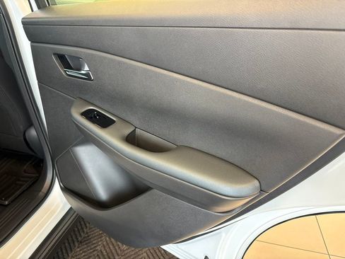 New 2026 Nissan Leaf SV+ w/ Floor Mat Package (SV+) FWD image 26