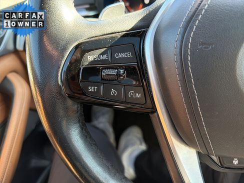 Used 2021 BMW 540i w/ Premium Package image 19