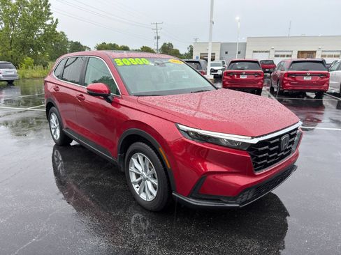 Used 2024 Honda CR-V EX image 8