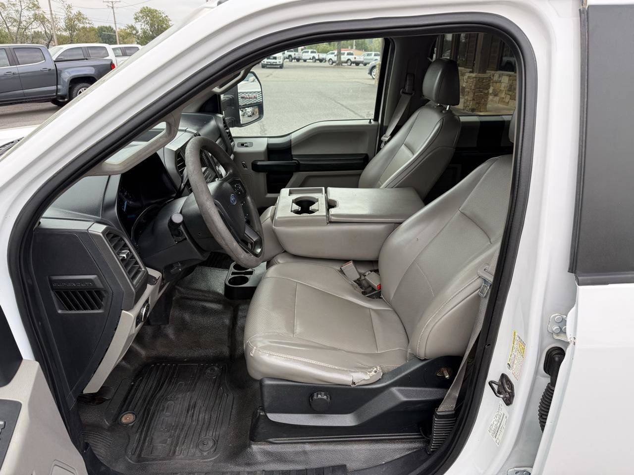 Used 2019 Ford F250 XL w/ Power Equipment Group AWD/4WD image 12