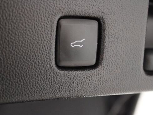 Used 2023 Ford Escape Active image 14