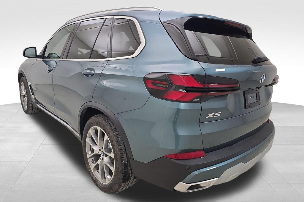 Used 2026 BMW X5 xDrive40i w/ Premium Package AWD/4WD image 8