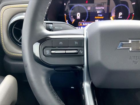 Certified 2024 Chevrolet Colorado ZR2 w/ ZR2 Convenience Package III image 23