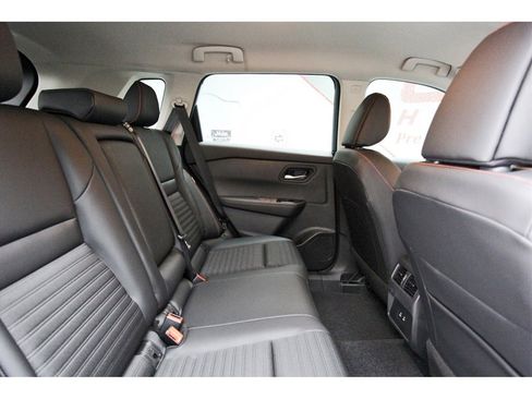 New 2026 Nissan Rogue SV image 9