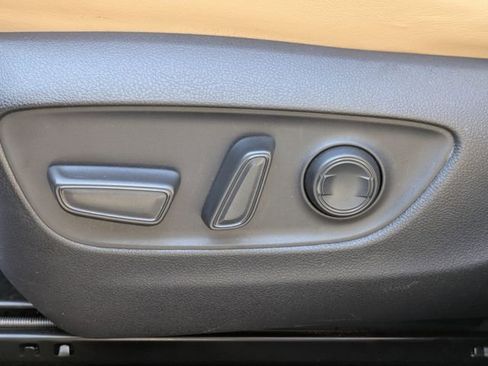 Used 2019 Toyota RAV4 Limited w/ Cold Weather Package image 20