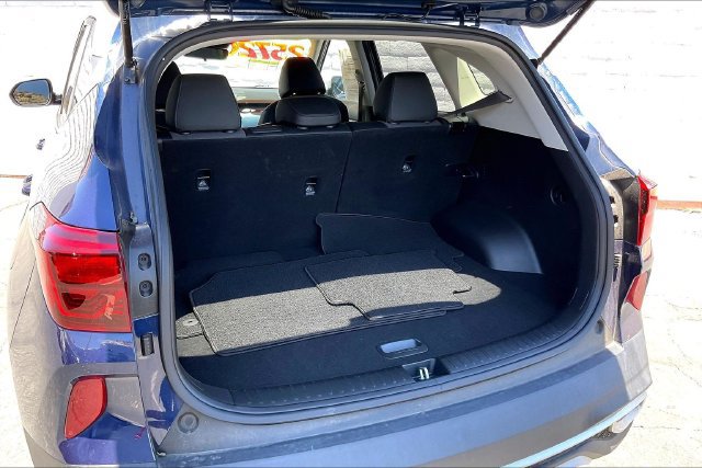 Used 2023 Kia Seltos Nightfall Edition AWD/4WD image 34