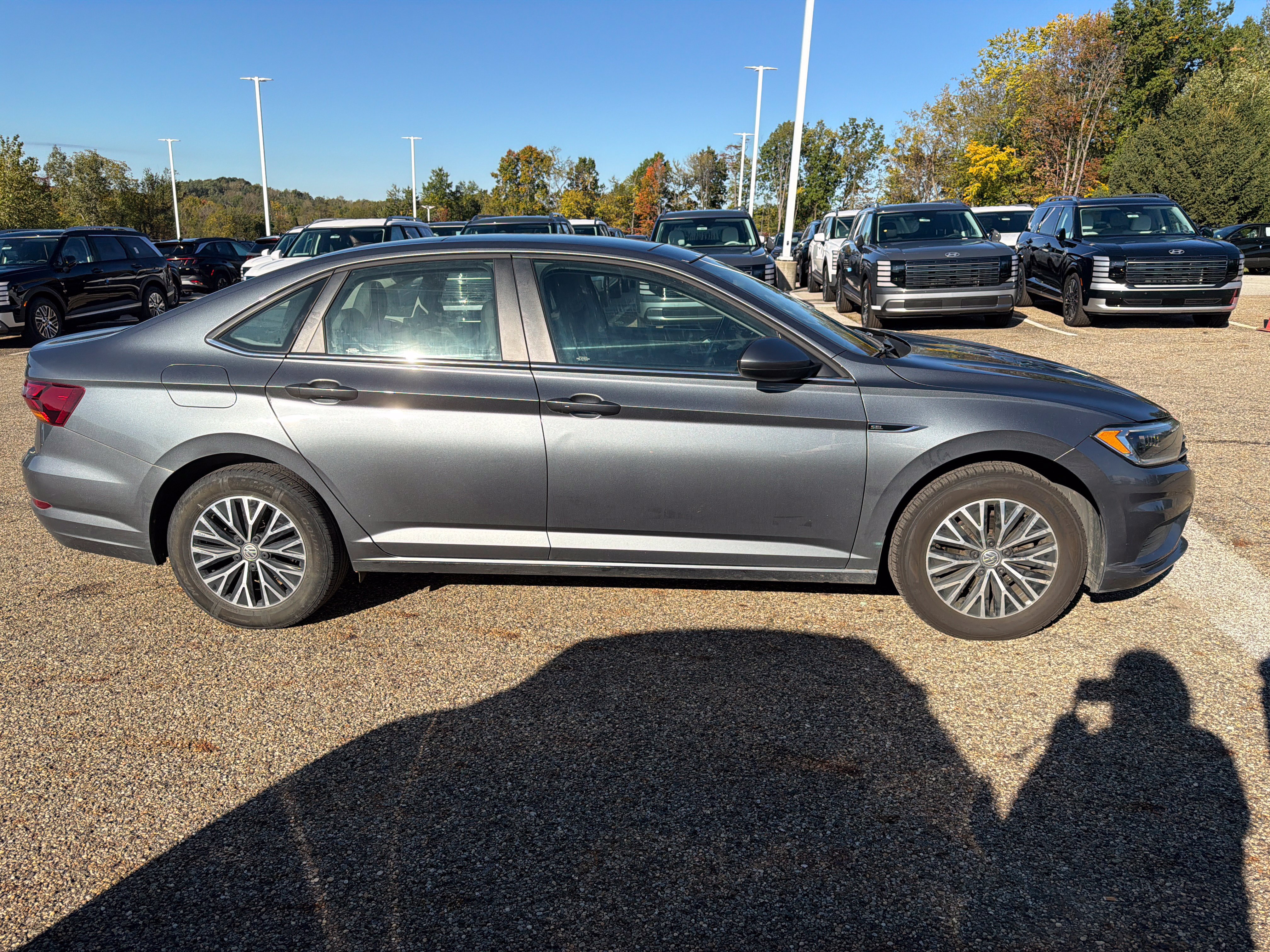 Used 2019 Volkswagen Jetta SEL FWD image 4