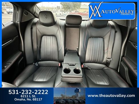 Used 2017 Maserati Ghibli S Q4 AWD/4WD image 49