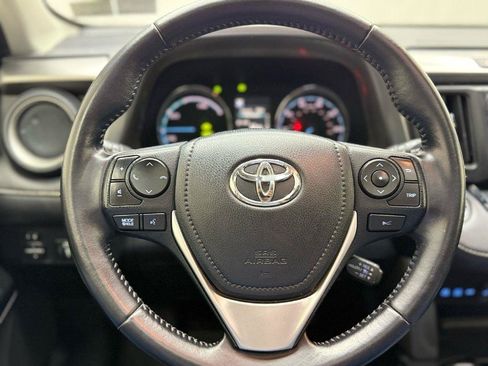 Used 2017 Toyota RAV4 Limited AWD/4WD image 13