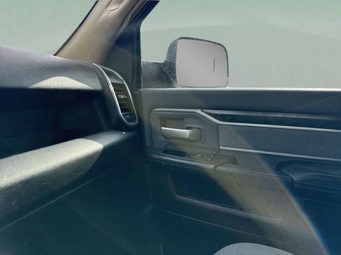 Used 2019 RAM 2500 Big Horn AWD/4WD image 16