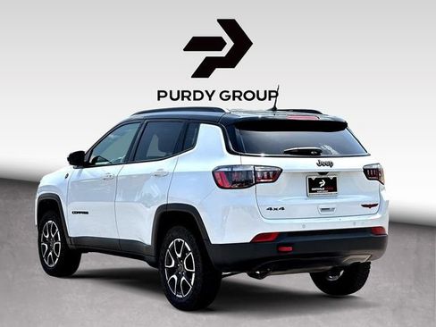 Used 2026 Jeep Compass Trailhawk AWD/4WD image 6