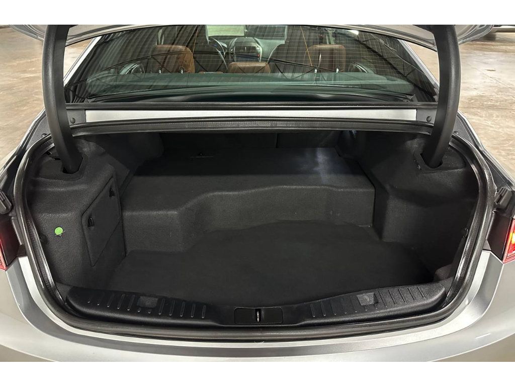 Used 2020 Lincoln MKZ Reserve FWD image 13