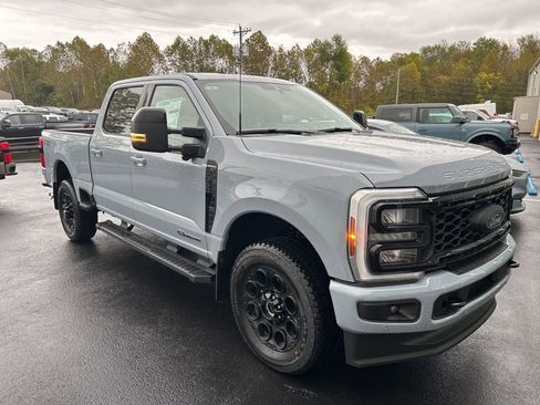 New 2026 Ford F350 Lariat w/ Black Appearance Package AWD/4WD image 4