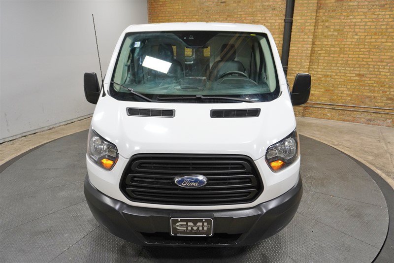 Used 2019 Ford Transit 250 130 Low Roof RWD image 5