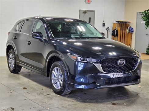 Certified 2025 MAZDA CX-5 AWD 2.5 S w/ Preferred Package image 3