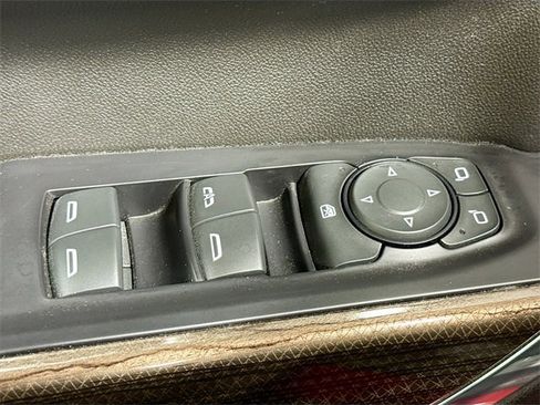 Used 2021 Chevrolet Silverado 1500 LT Trail Boss w/ Bed Protection Package image 18