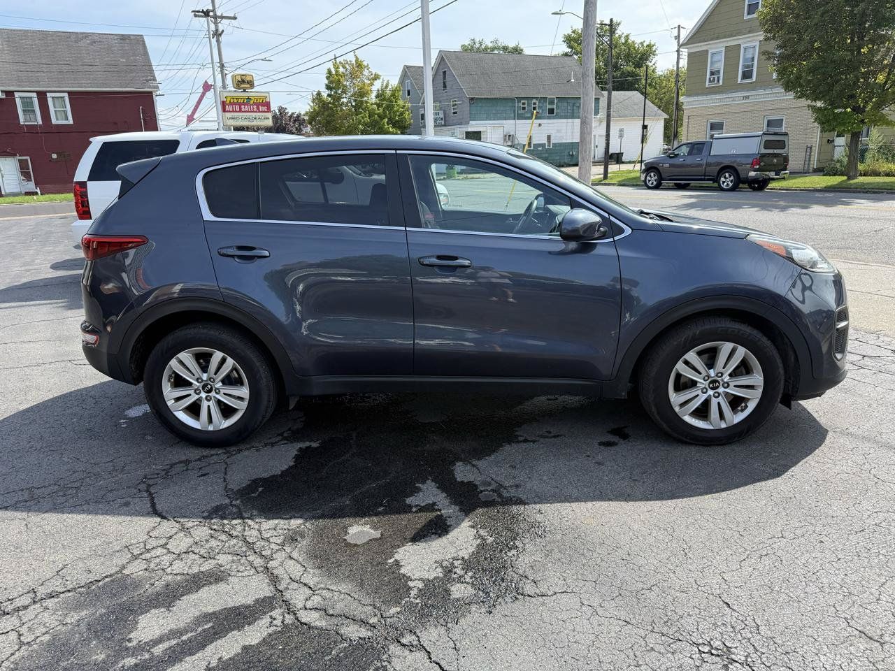 Used 2019 Kia Sportage LX FWD image 4
