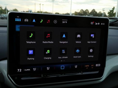 New 2025 Volkswagen ID.4 Pro S image 6