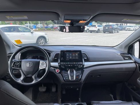 Used 2018 Honda Odyssey Elite image 9