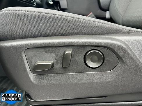 Used 2025 Chevrolet Silverado 1500 LT image 17