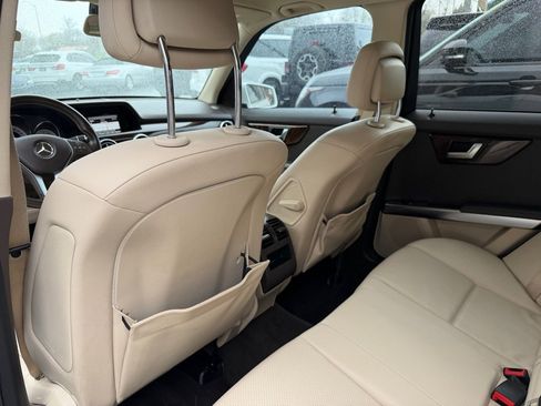 Used 2013 Mercedes-Benz GLK 350 4MATIC image 15