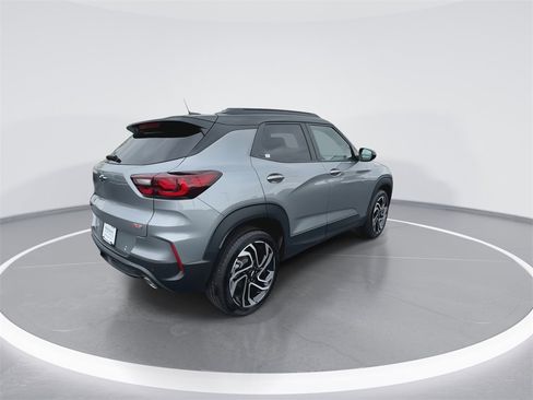Used 2024 Chevrolet TrailBlazer RS image 8