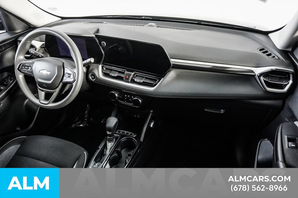 Used 2025 Chevrolet TrailBlazer LT AWD/4WD image 20