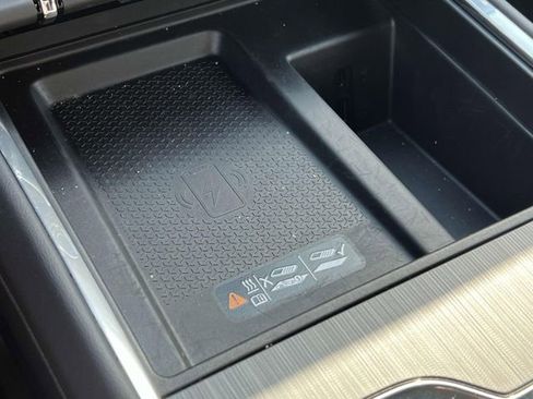 New 2025 GMC Acadia Elevation w/ Elevation Premium Package image 25