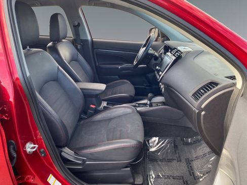 Used 2024 Mitsubishi Outlander Sport AWD image 15