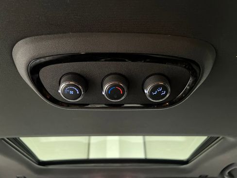 Used 2023 Dodge Durango GT image 41